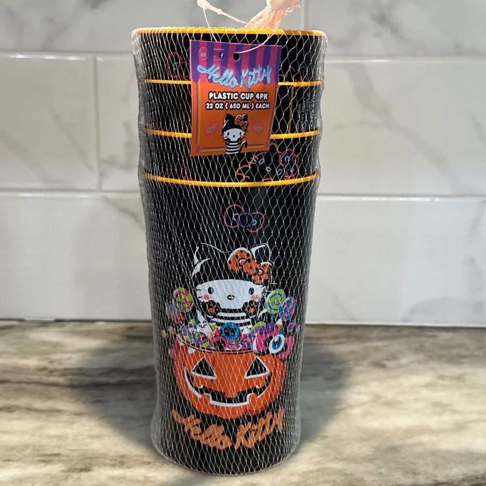 Hello Kitty HALLOWEEN TUMBLERS Cups Set of 4 Plastic Reusable 22oz Pumpkin Ghost